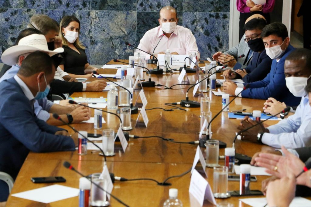 Distrito Federal e Goiás decidem por medidas restritivas no combate ao coronavírus