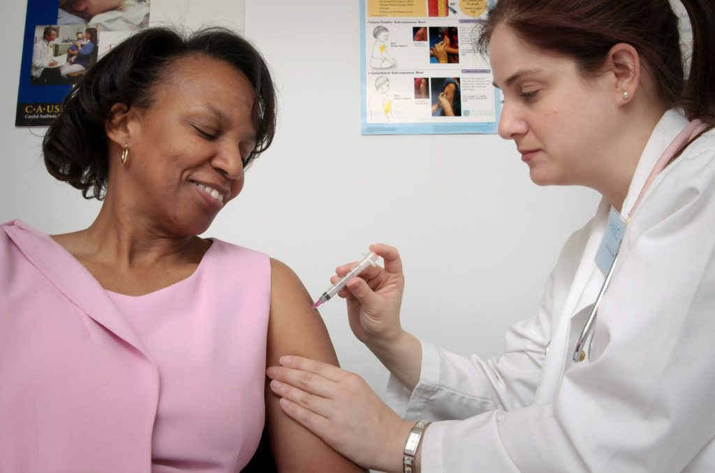 Ministério da Saúde amplia vacinação contra HPV para as mulheres