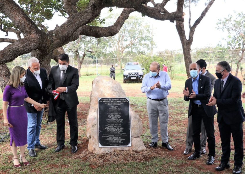 Governador Ibaneis lança pedra fundamental do novo IML do Distrito Federal
