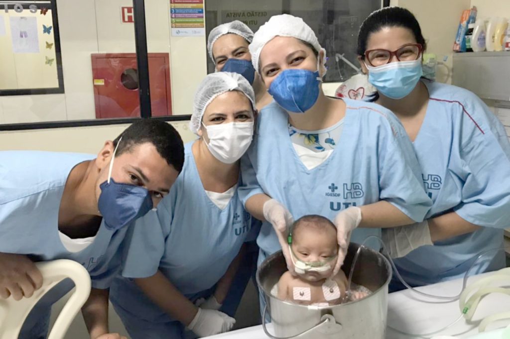 Ofurô melhora saúde de bebês no Hospital de Santa Maria