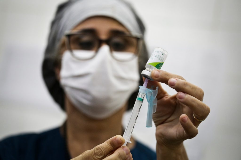 Distrito Federal começa a campanha de vacinação contra a gripe