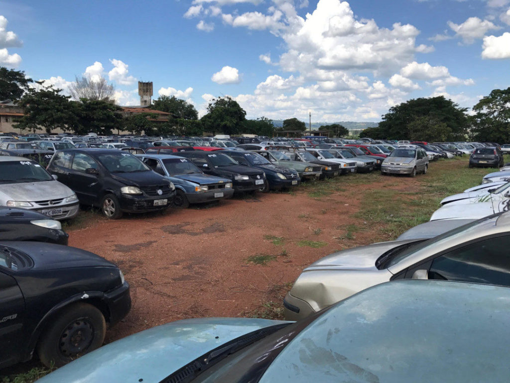 Veículos apreendidos em operações de trânsito vão a leilão público em 6 de março