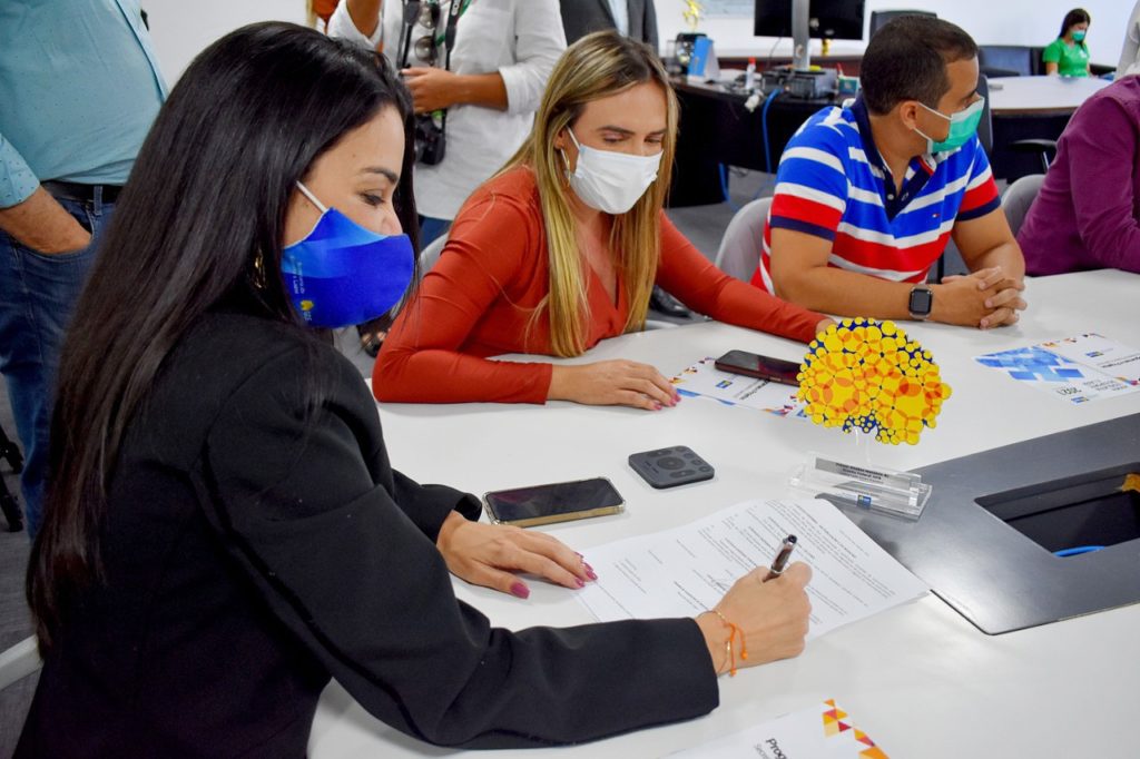 A bola vai rolar em campos sintéticos de oito regiões administrativas