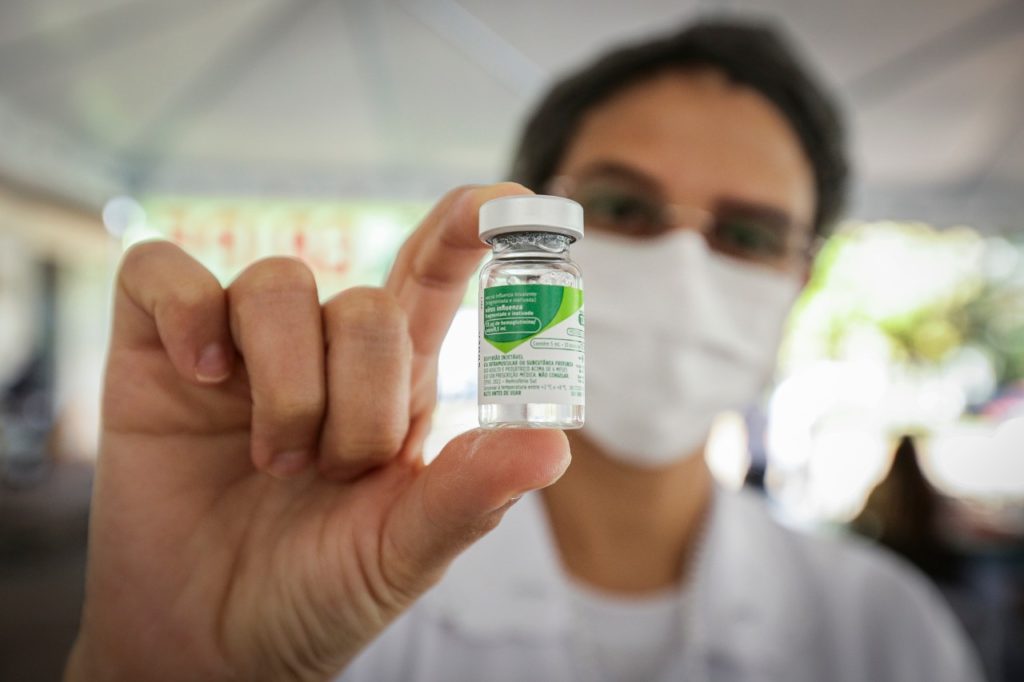 Segunda fase da vacinação contra influenza começa nesta terça no DF