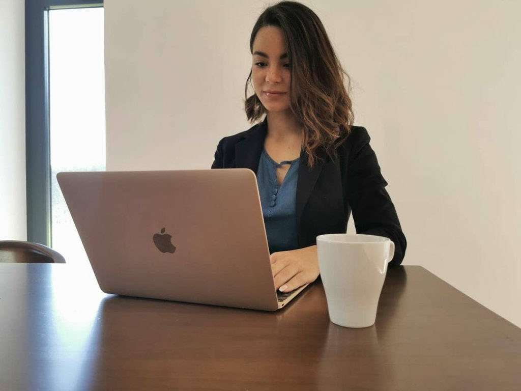 Especialista explica as diferenças entre a máfia digital e a assessoria de imprensa