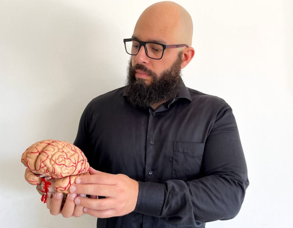 Fabiano de Abreu lança novo livro com ensinamentos sobre comportamento humanos