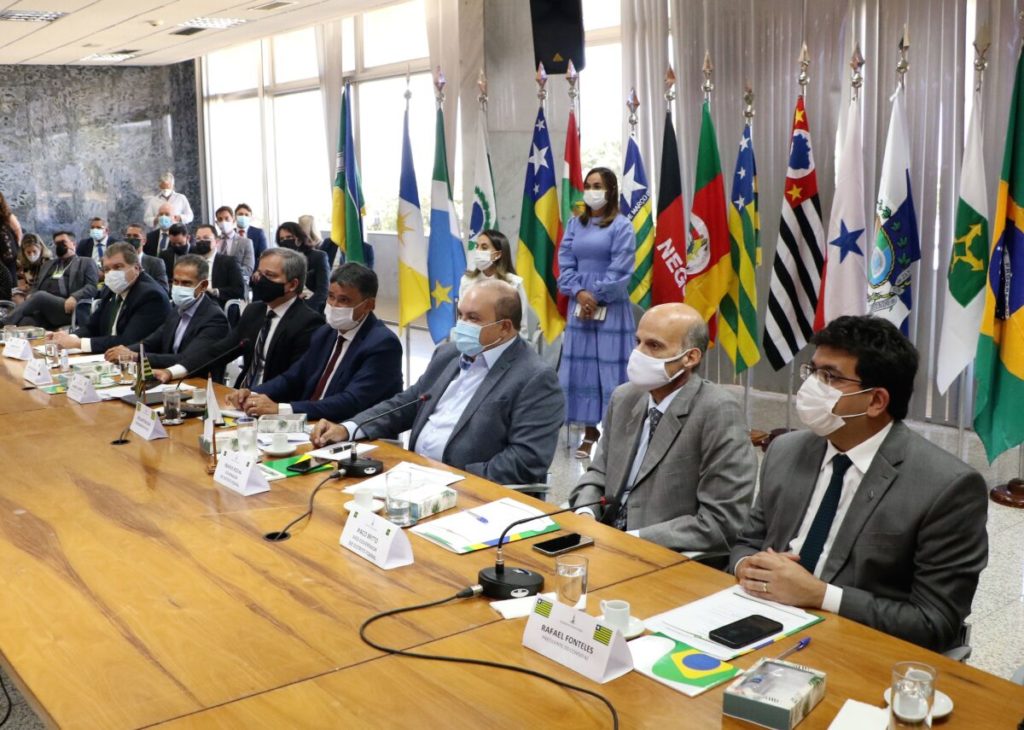 Governadores pedem diálogo e interlocução para superar os impactos na economia dos estados
