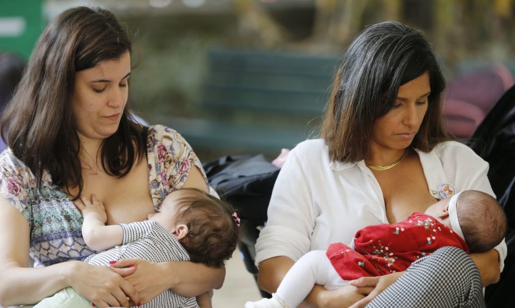 Aleitamento materno no DF supera média nacional, aponta Secretaria de Saúde