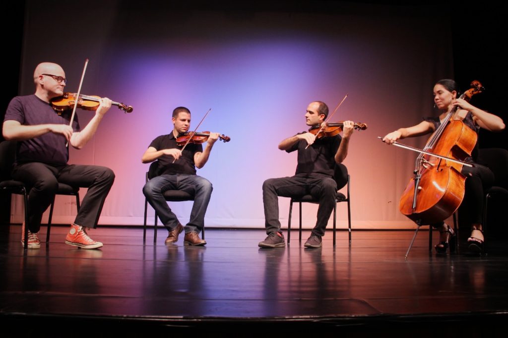 Sesc Partituras apresenta concerto de quarteto de cordas e grupo de percussão e flauta