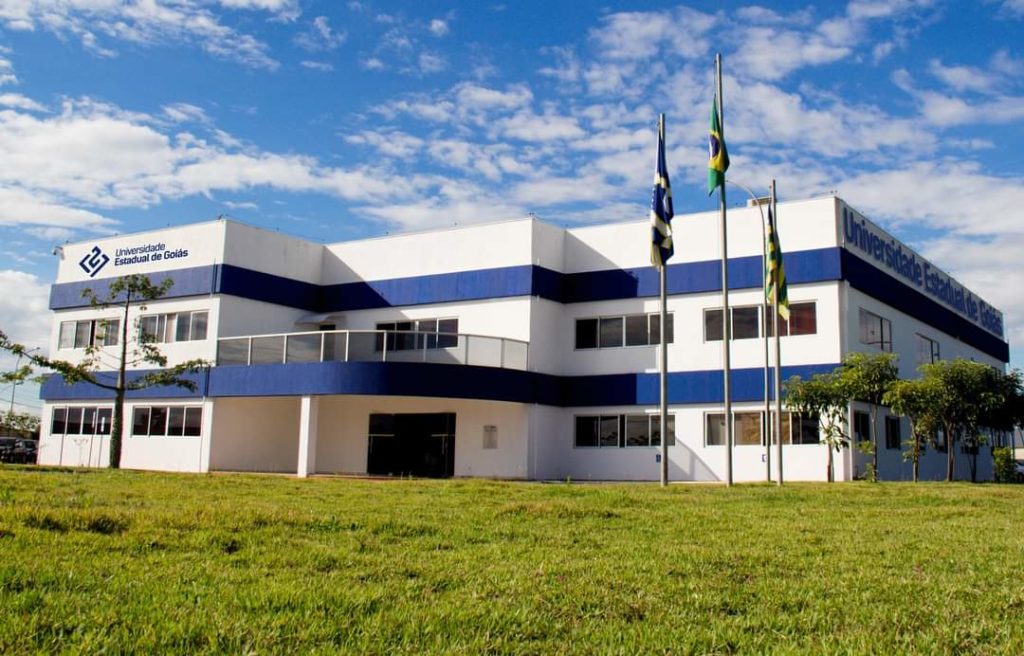 UEG publica edital do Vestibular 2022/1 com 3.750 vagas para 32 cursos de graduação distribuídos em 30 municípios