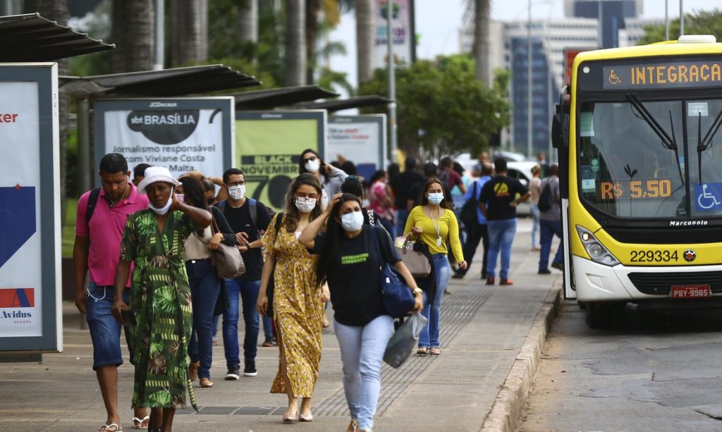 Covid-19: Brasil tem 5.126 casos e 72 mortes em 24 horas