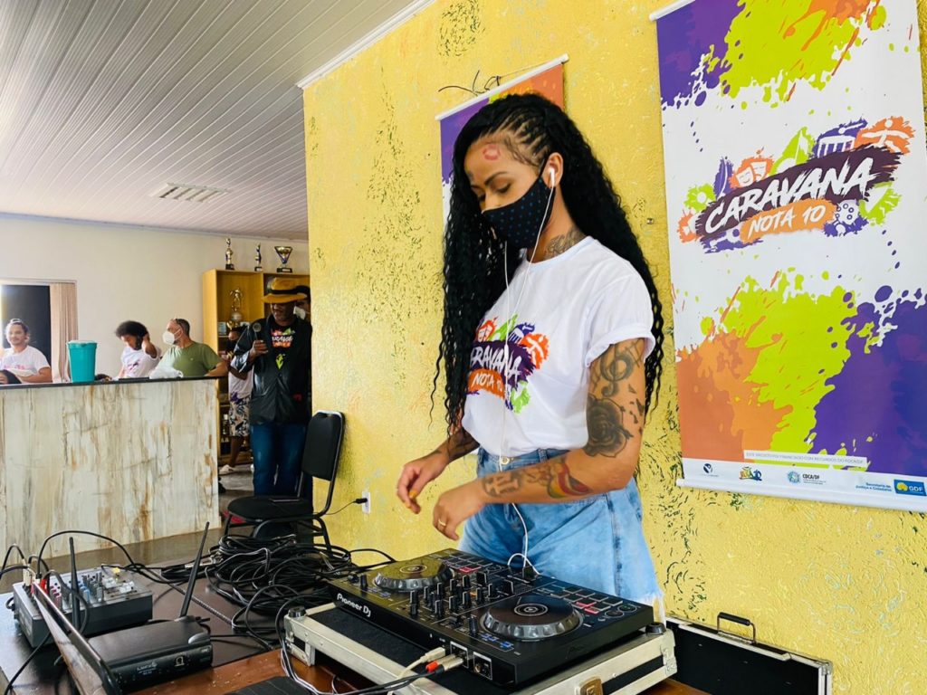 Caravana Nota 10: Projeto percorre escolas do DF para levar cultura e arte aos estudantes