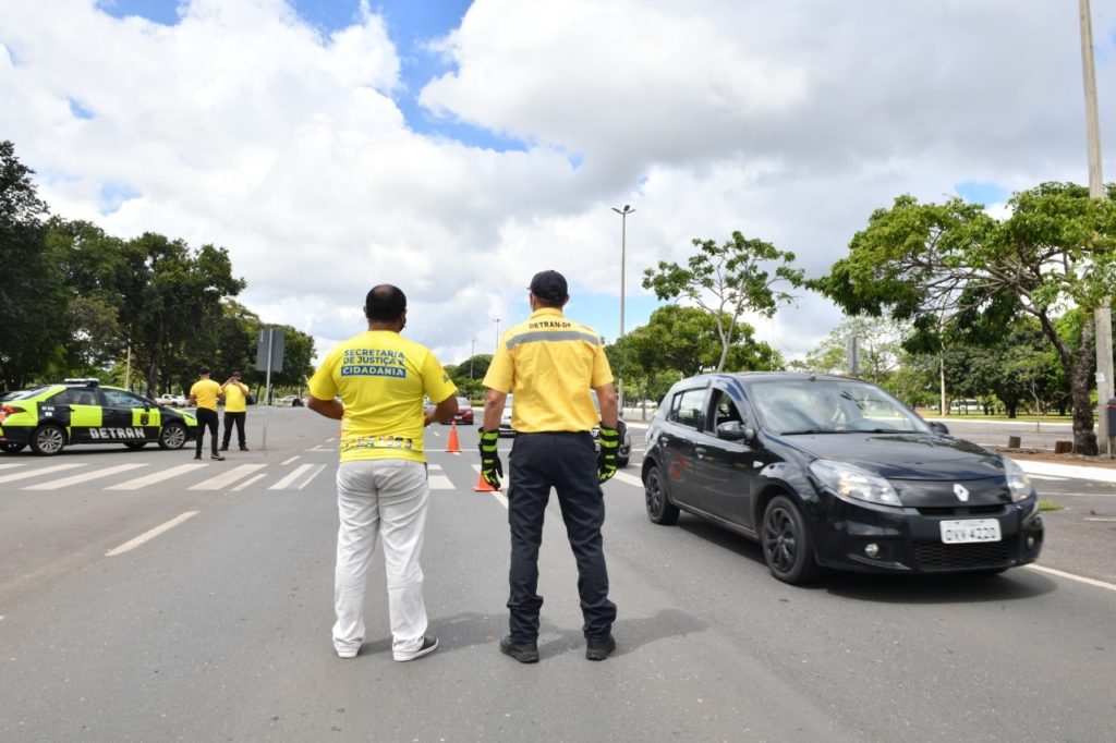 Detran-DF faz intervenções no trânsito do fim de semana em 3 cidades
