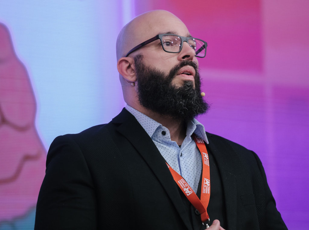 Congresso internacional terá pesquisa de cientista brasileiro sobre as redes sociais e relação com transtornos mentais