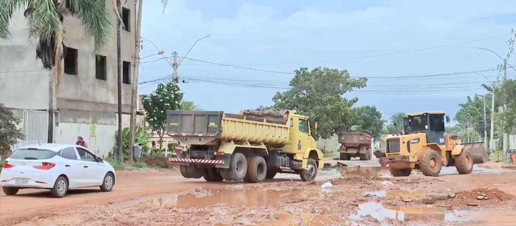 Equipes do GDF trabalham para minimizar impactos das chuvas em Vicente Pires