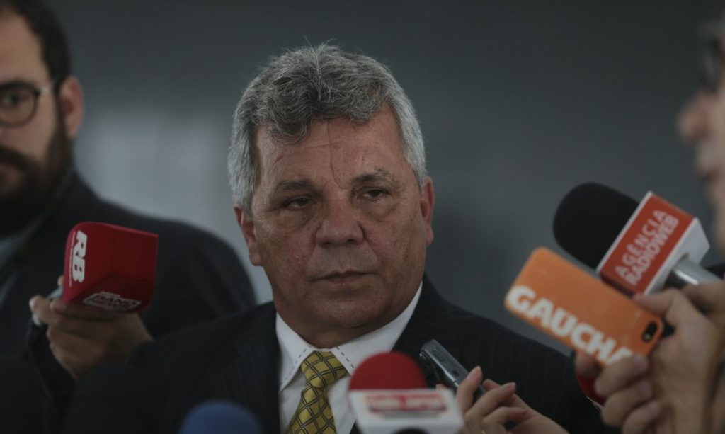 Fraga não fala em nome do PL-DF, guarda mágoas e promove intrigas dentro partido