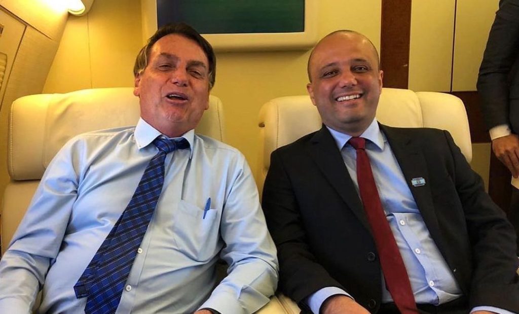 Bolsonaro confirma Major Vitor Hugo como seu pré-candidato ao Governo de Goiás; Caiado tem reeleição ameaçada