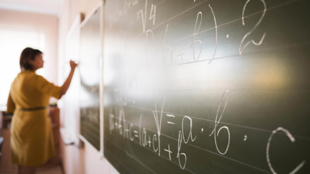 GDF vai realizar concurso para profissionais de educação
