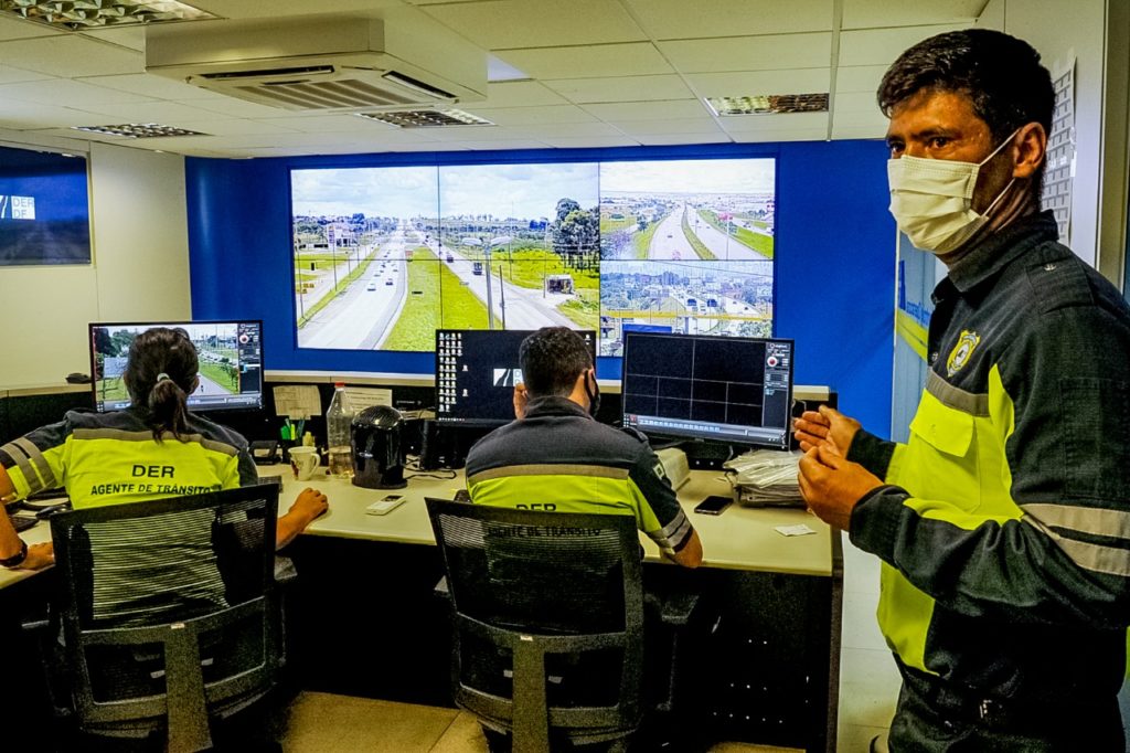 Aplicação de multas de trânsito por videomonitoramento já está valendo em todo o país
