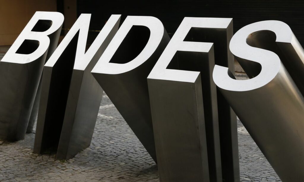 BNDES contrata fundo de investimento para sete setores-chave