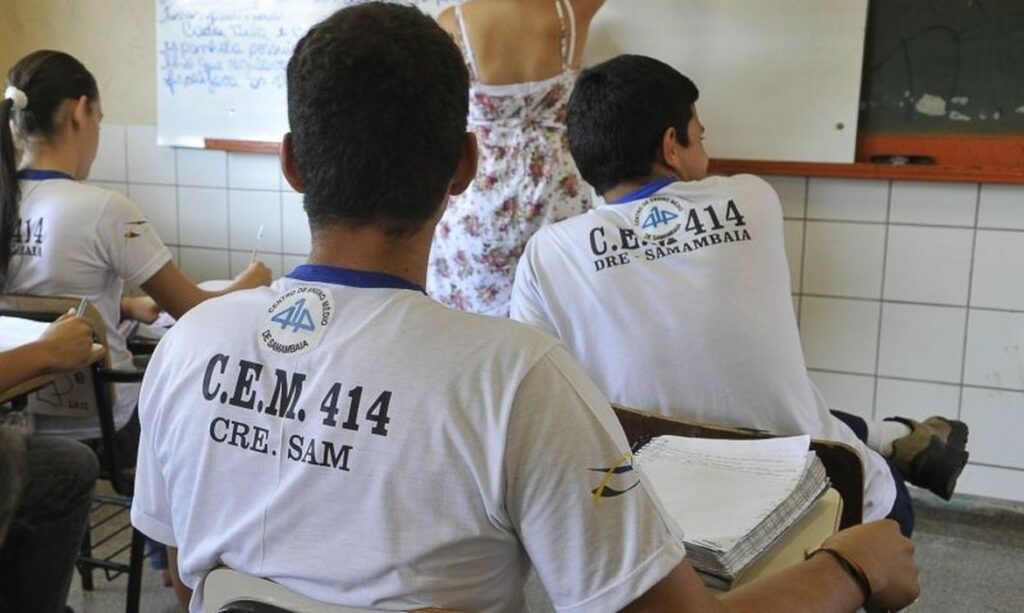 MEC lança relatório com 52 ações na educação básica