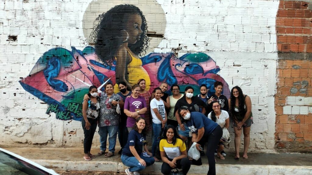 Sesc-DF leva oficina de confecção de absorventes para mulheres em situação de vulnerabilidade social