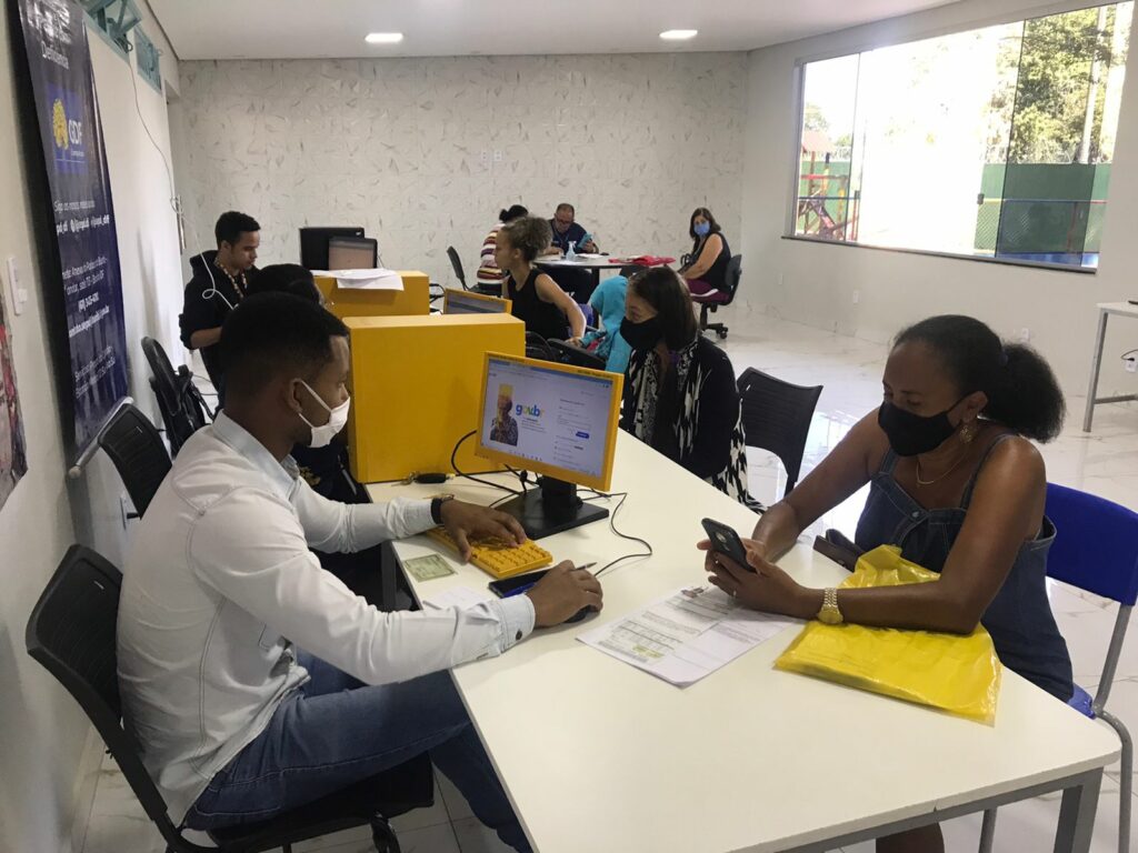 DF| Pessoas com deficiência recebem apoio para garantir benefícios
