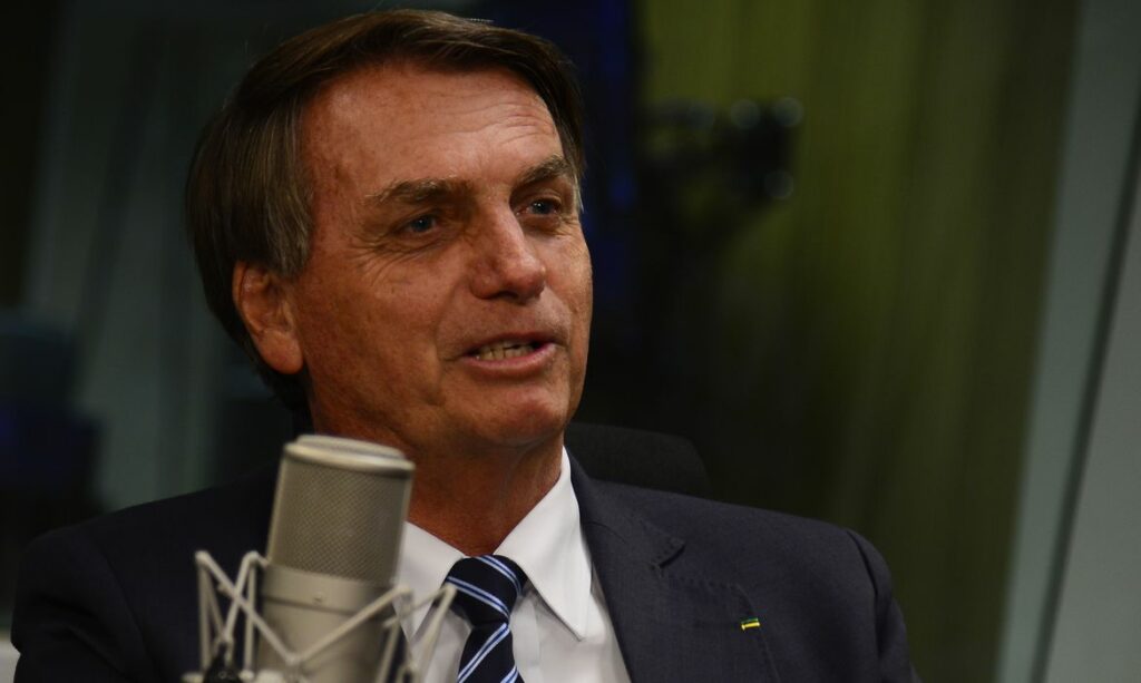 PF intima Bolsonaro para depoimento sobre suposta tentativa de golpe