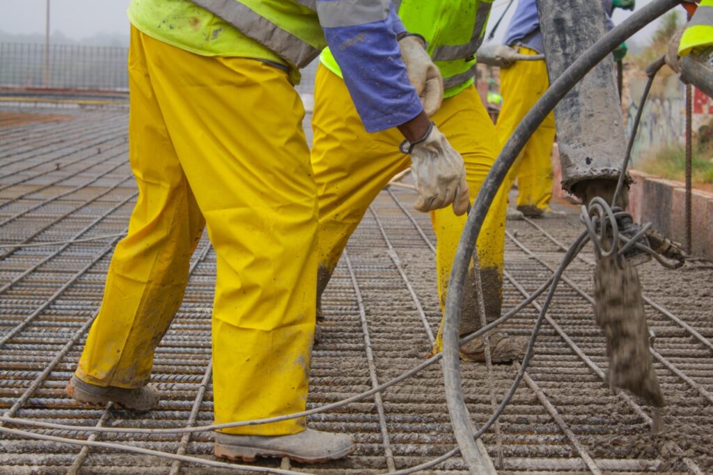 Começa a concretagem da laje intermediária do Túnel de Taguatinga