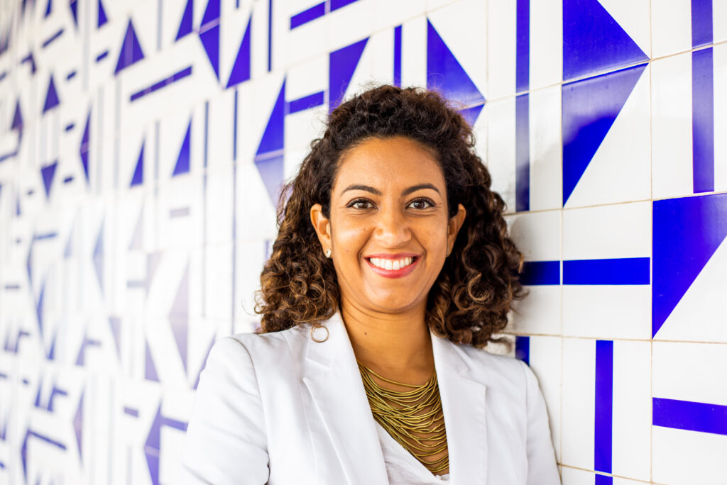 Ilka Teodoro e mais de 50 mulheres escritoras do DF estão na programação do Festival Latinidades