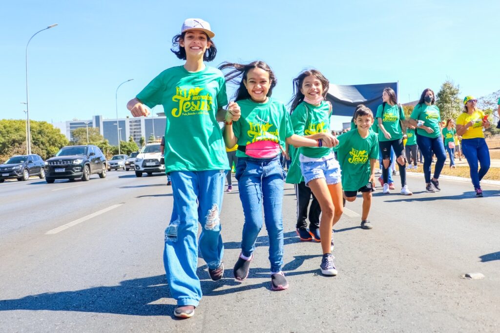Marcha para Jesus celebra a fé no centro de Brasília