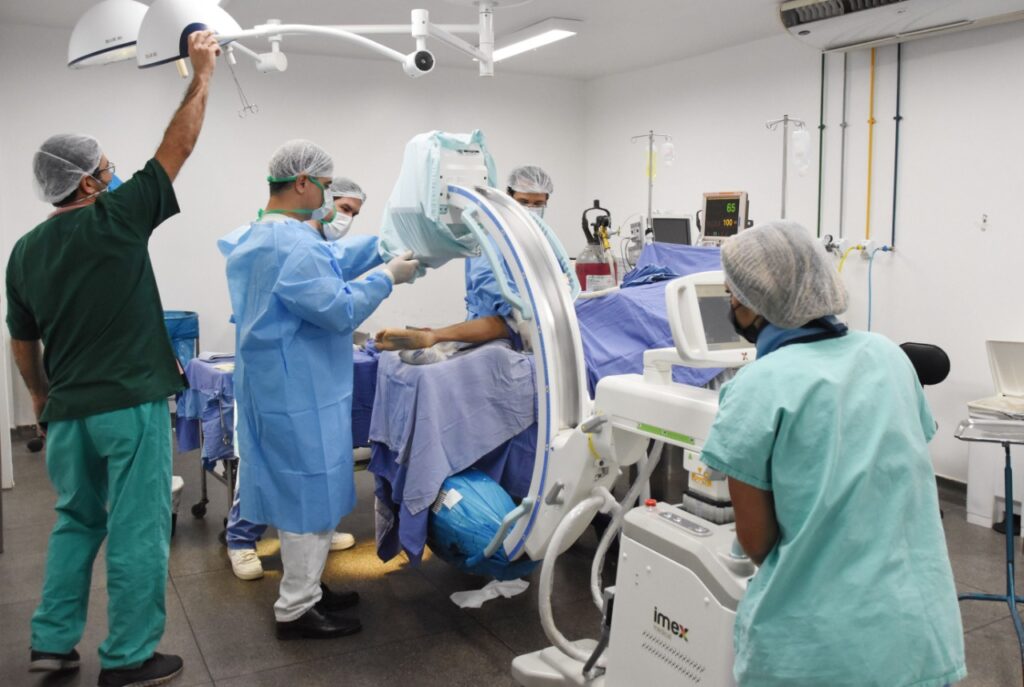 Seis hospitais são equipados no Governo Ibaneis para cirurgias ortopédicas mais rápidas e seguras