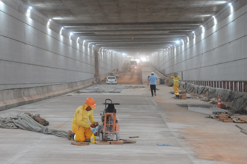 Última etapa de perfuração do túnel de Taguatinga é executada