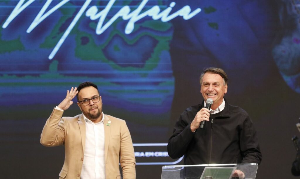 Eleições 2022 | Bolsonaro diz que Brasil terminará ano com inflação de cerca de 6%