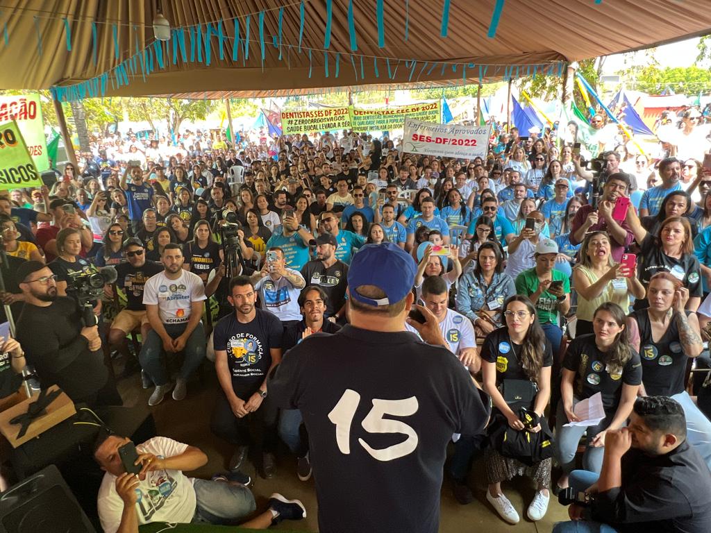 Ibaneis garante que todos os aprovados em concursos públicos serão chamados