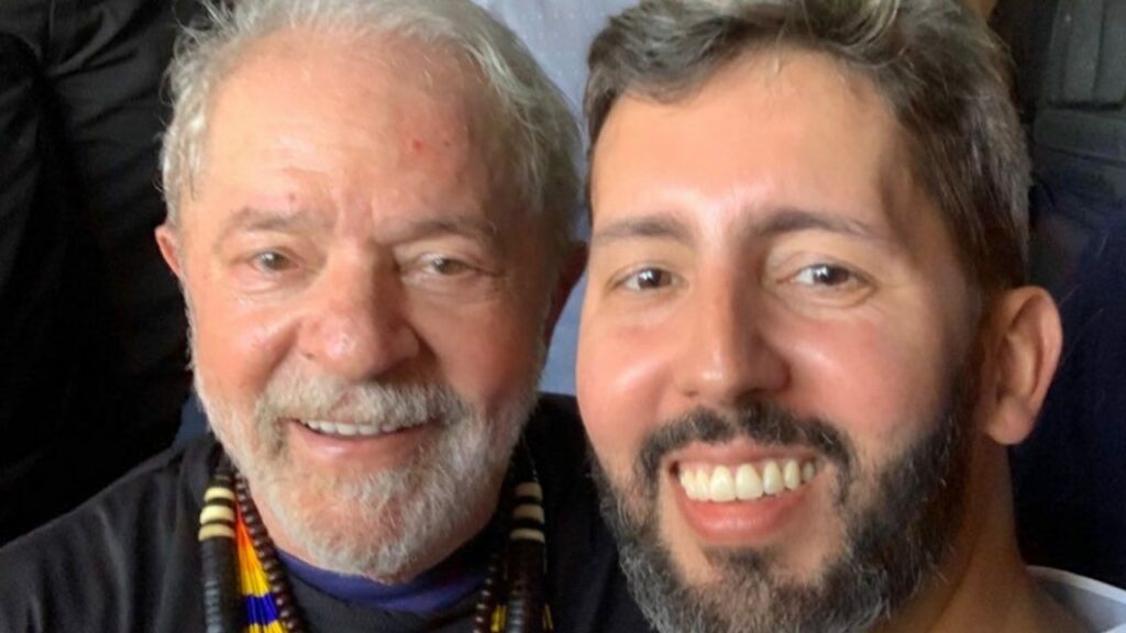 Eleições 2022 | Leandro Grass se cala diante de falas machistas de Lula