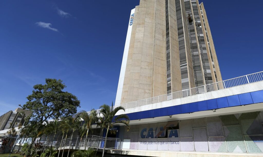 Caixa anuncia concurso público com mais de 4 mil vagas no país