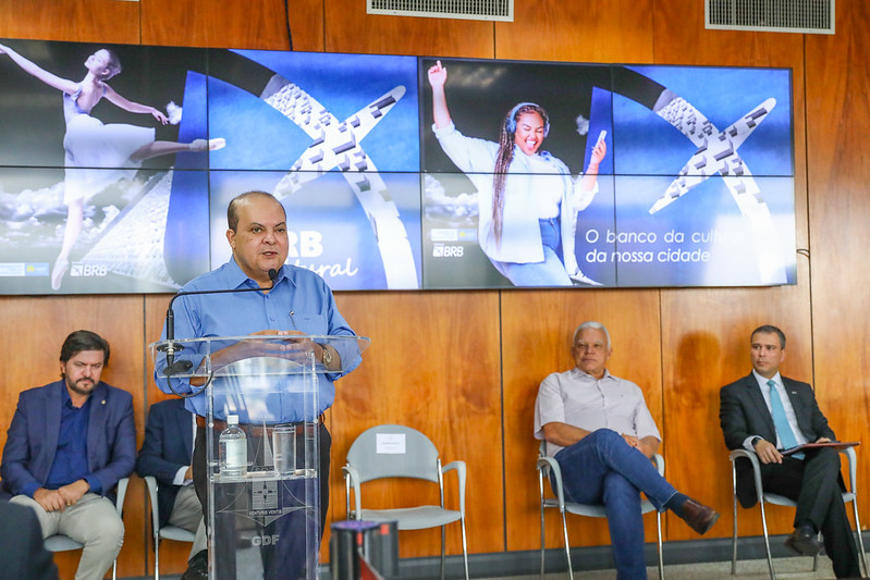 Ibaneis anuncia investimento de R$ 100 milhões na cultura e reformar a Sala Villa-Lobos