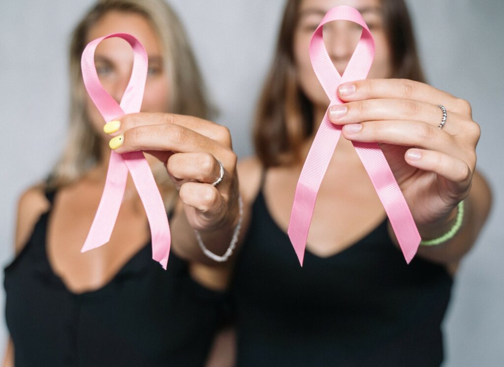Outubro Rosa intensifica ações de prevenção e cuidado com a saúde feminina no DF