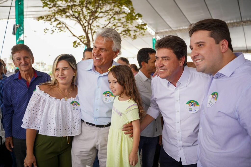 Senador Wilder Morais e Ronaldo Caiado participam de encontro com prefeitos goianos