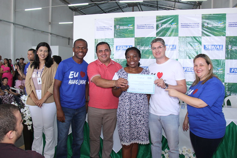 Prefeitura de Águas Lindas realiza formatura de 202 alunos em parceria com Senai