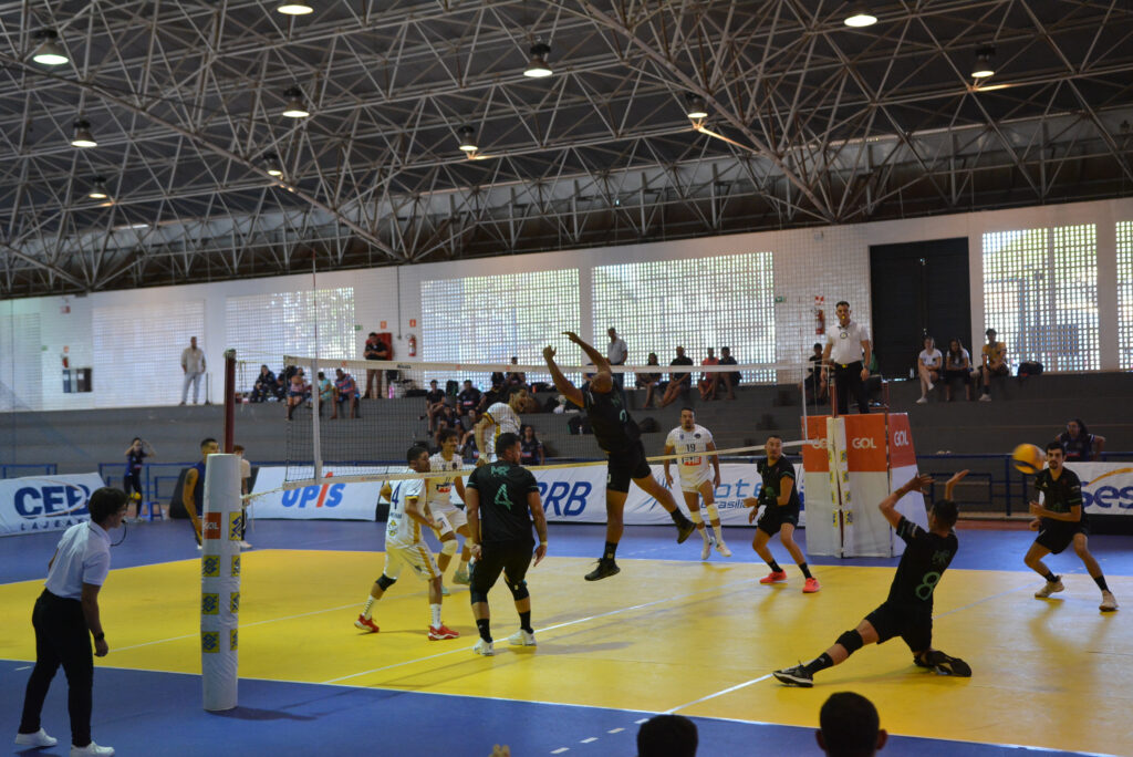 Parceria entre o Sesc-DF e o Brasília Vôlei realiza a Superliga C masculina na Unidade de Ceilândia