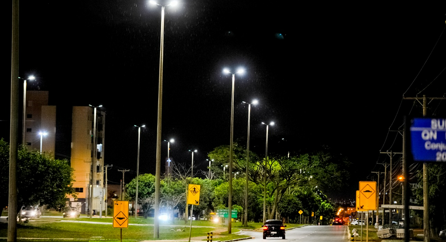 Iluminação pública do DF é destaque em seminário sobre infraestrutura em SP