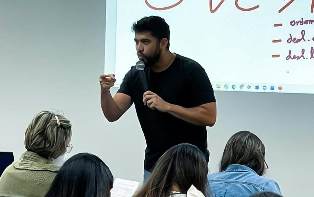 Especialistas em concursos públicos realizam aulas gratuitas para o certame da PMDF