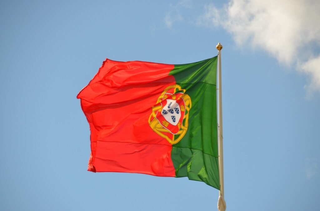 Portugal anuncia medida para que brasileiros tenham autorização de residência de forma imediata