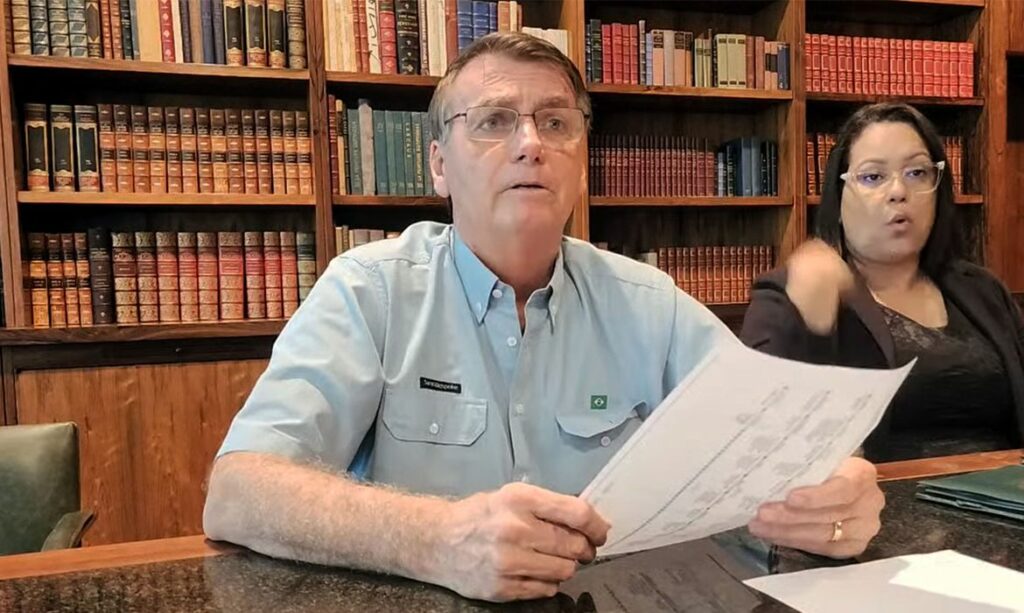 TSE rejeita ações de abuso de poder político contra ex-presidente Jair Bolsonaro
