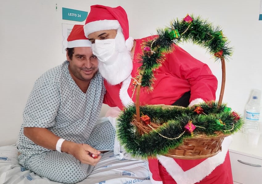 Hospital Estadual de Formosa faz surpresa aos pacientes para comemorar o Natal