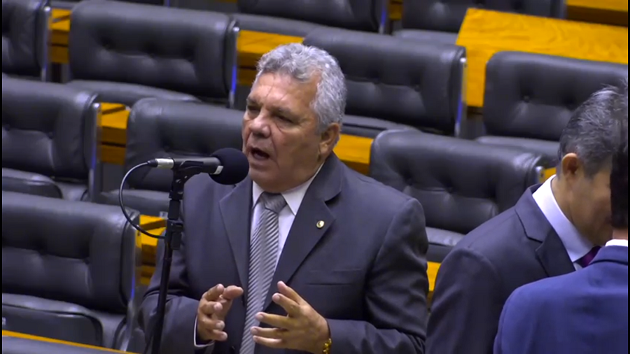 Fraga diz que não dá mais para aceitar arbitrariedades e pede volta de Ibaneis