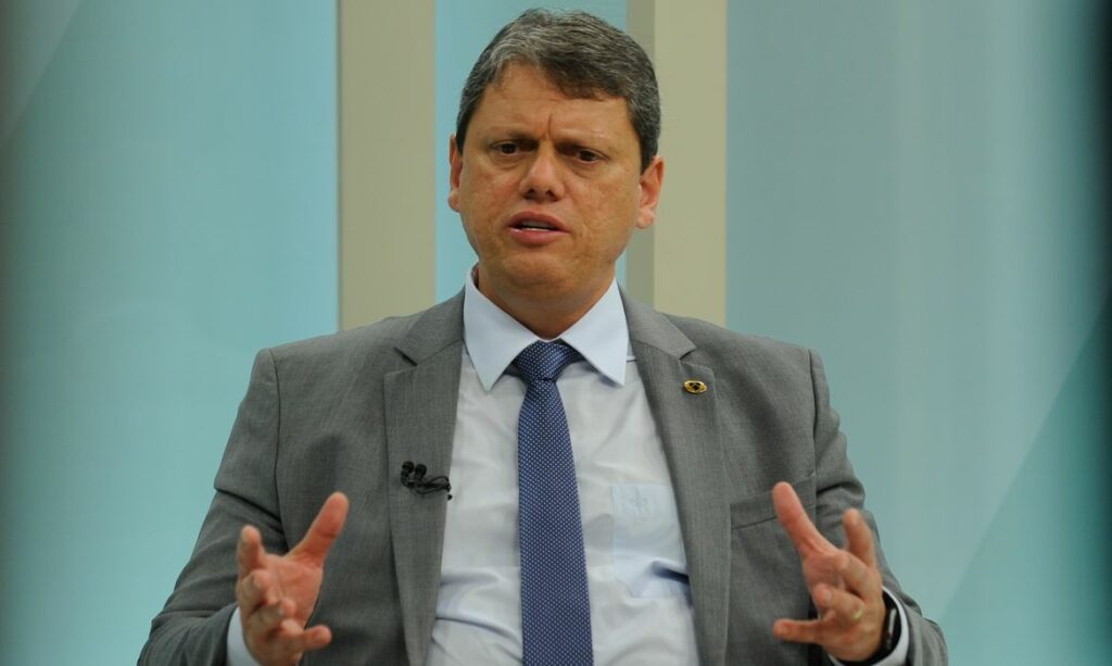 São Paulo proíbe exigência do comprovante do cartão de vacina contra covid-19