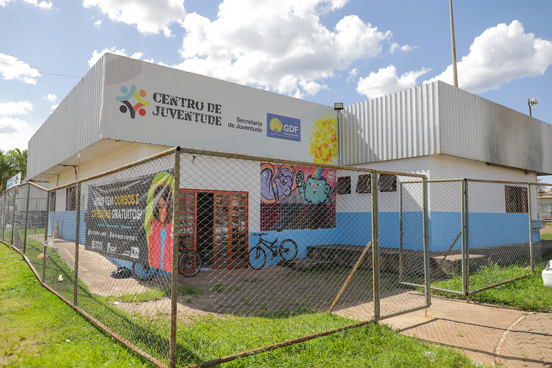 Há seis anos, Centro de Juventude da Estrutural transforma vidas